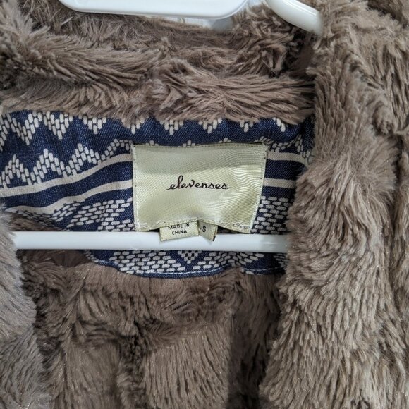 Elevenses Faux Fur Vest Small - Picture 2 of 6